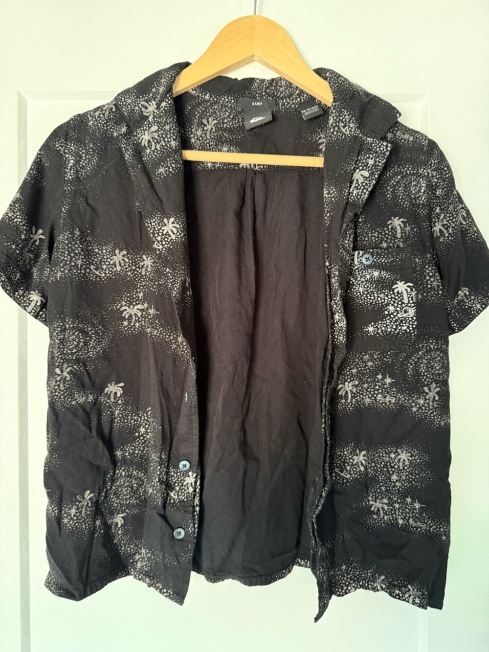 Black Short Sleeve Button-Up Shirt with Subtle Palm Print